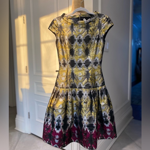 Oscar de la Renta dress - Picture 6 of 6
